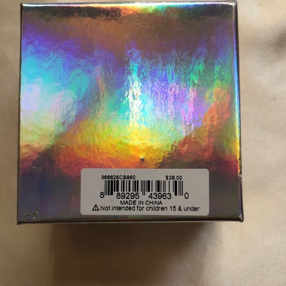 Betsey Johnson Gold Tone Open Frame Heart Stud Earrings Multicolored Crystal NIB - Picture 10 of 12